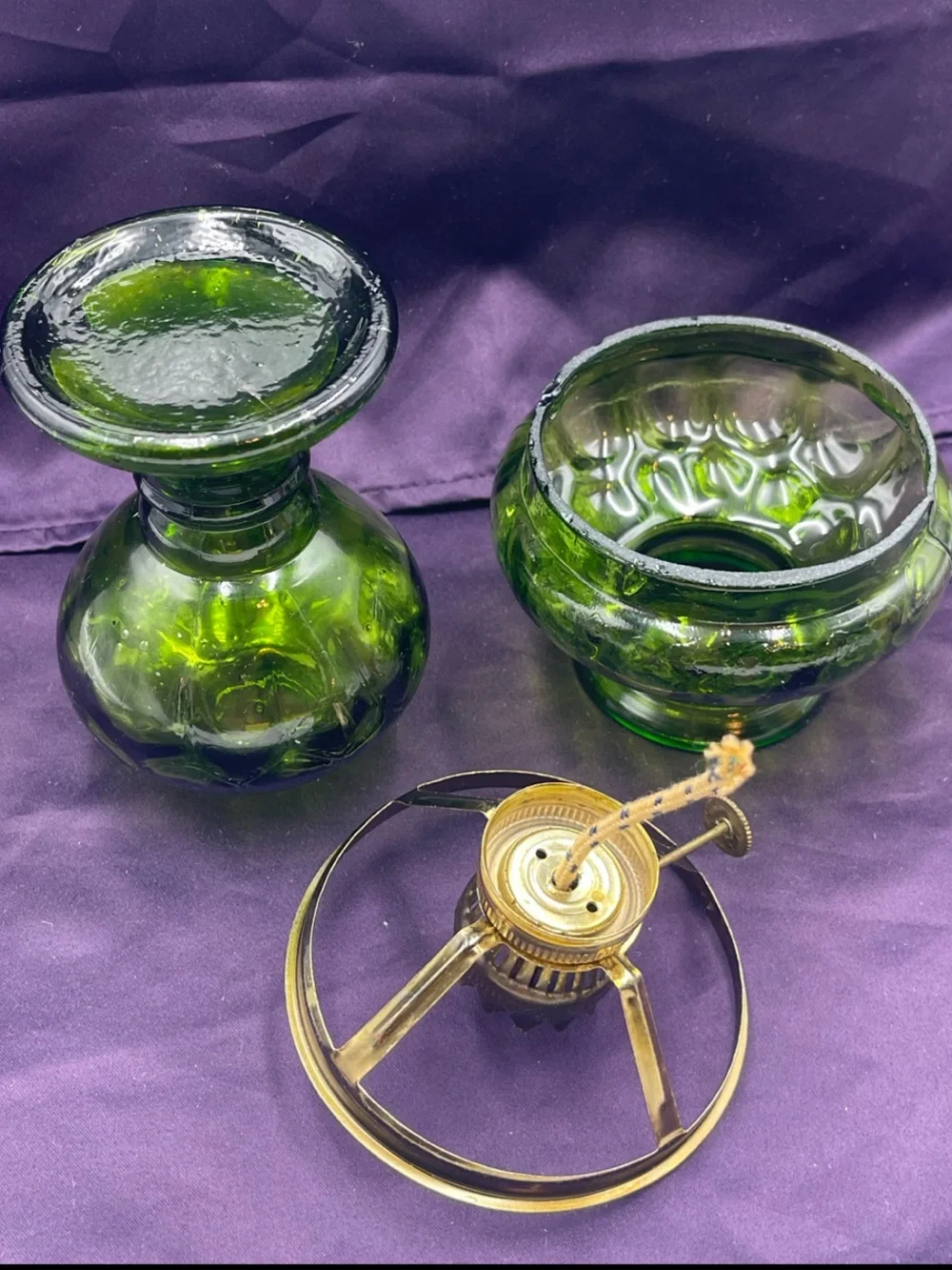 Vintage Emerald Green Pressed Glass Hurricane Oil Lamp w/Brass Metal Wick Collar